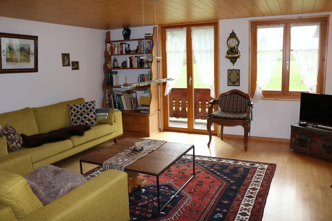 グスタードCasa Anticaアパートメント エクステリア 写真